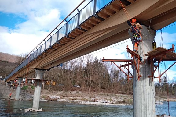 Auenstein_Bruecke_10.jpg  