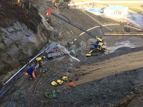 Grossbaustelle "Lochweidli" für die Umfahrung von Wattwi